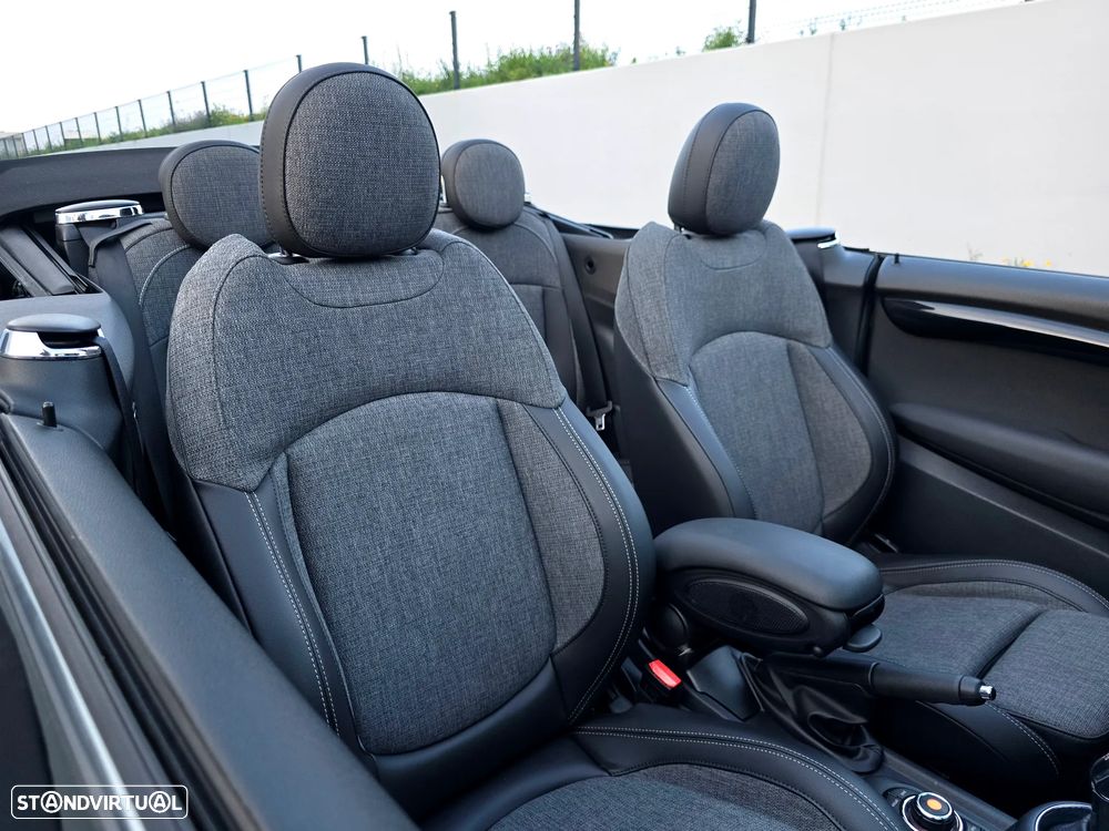 MINI Cabrio Cooper Auto. - 27