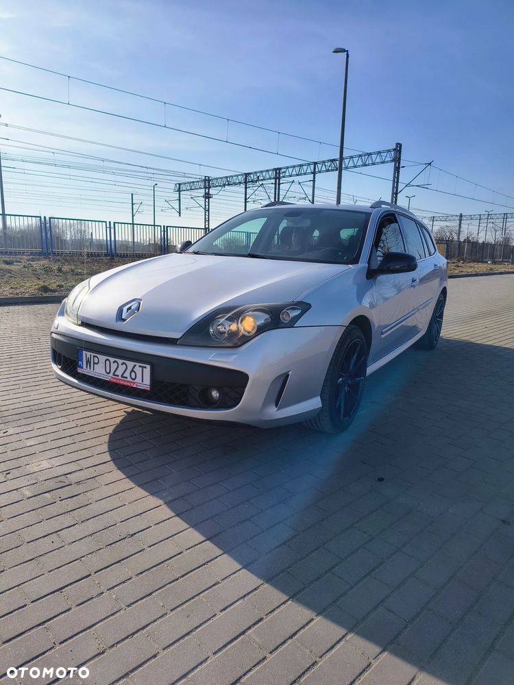 Renault Laguna 2.0 dCi FAP GT - 24