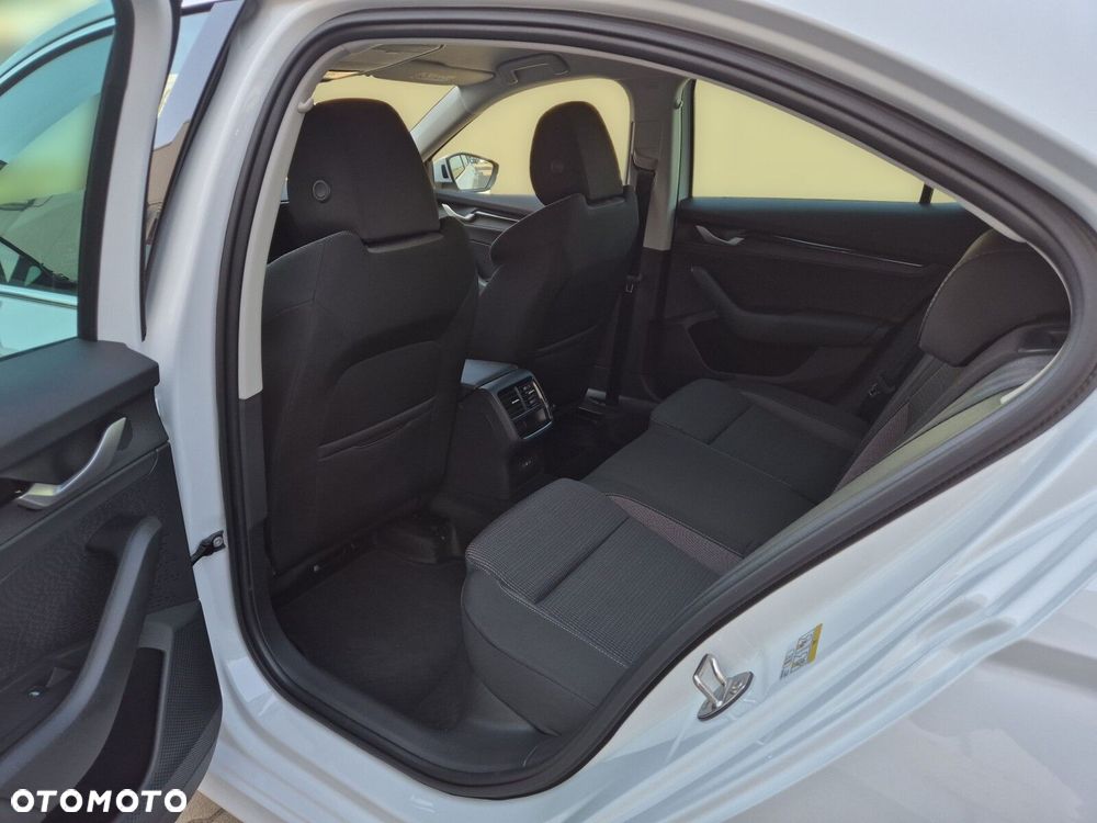 Skoda Octavia 1.5 TSI mHEV Drive Selection DSG - 15