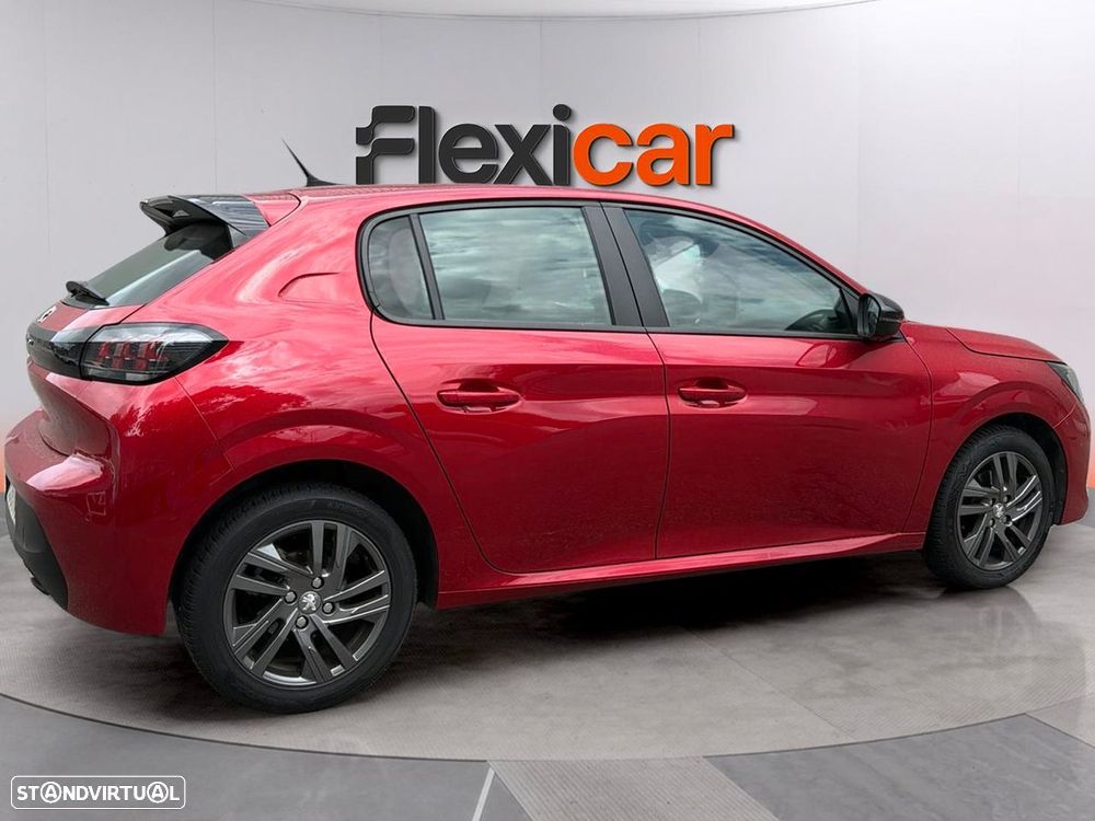 Peugeot 208 - 11