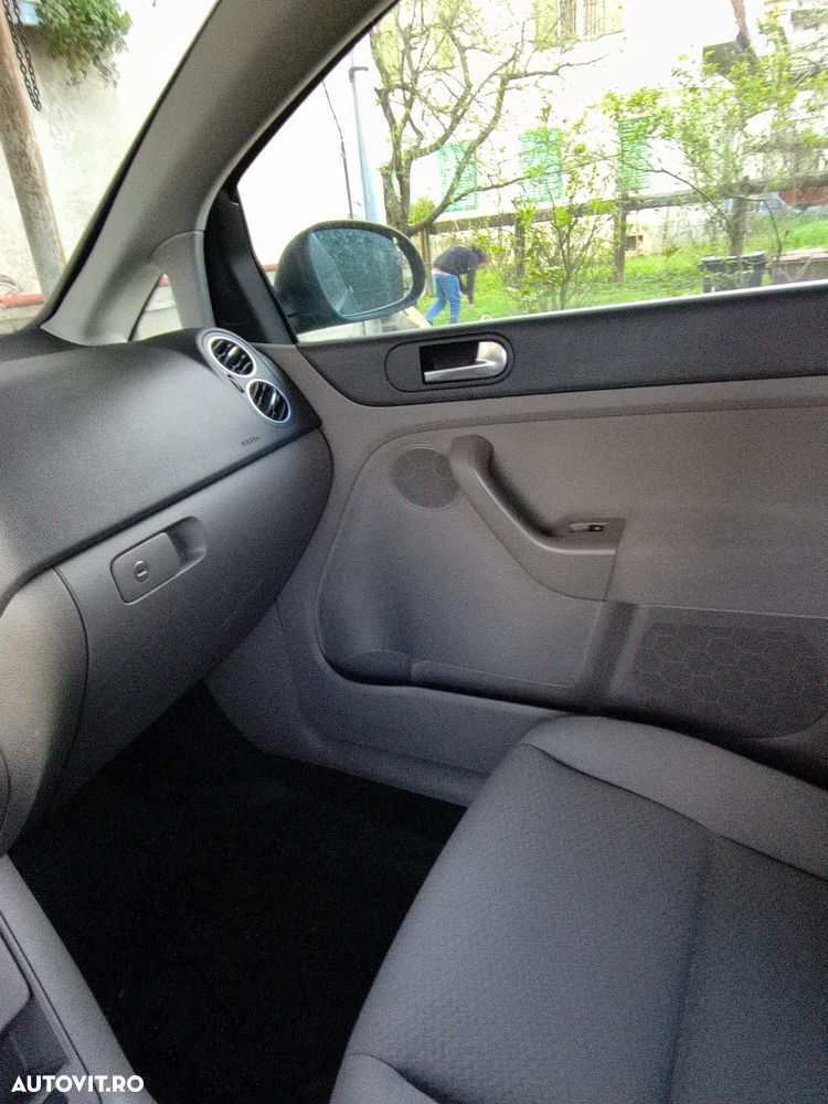 Volkswagen Golf Plus 1.6 TDI DPF Highline - 7