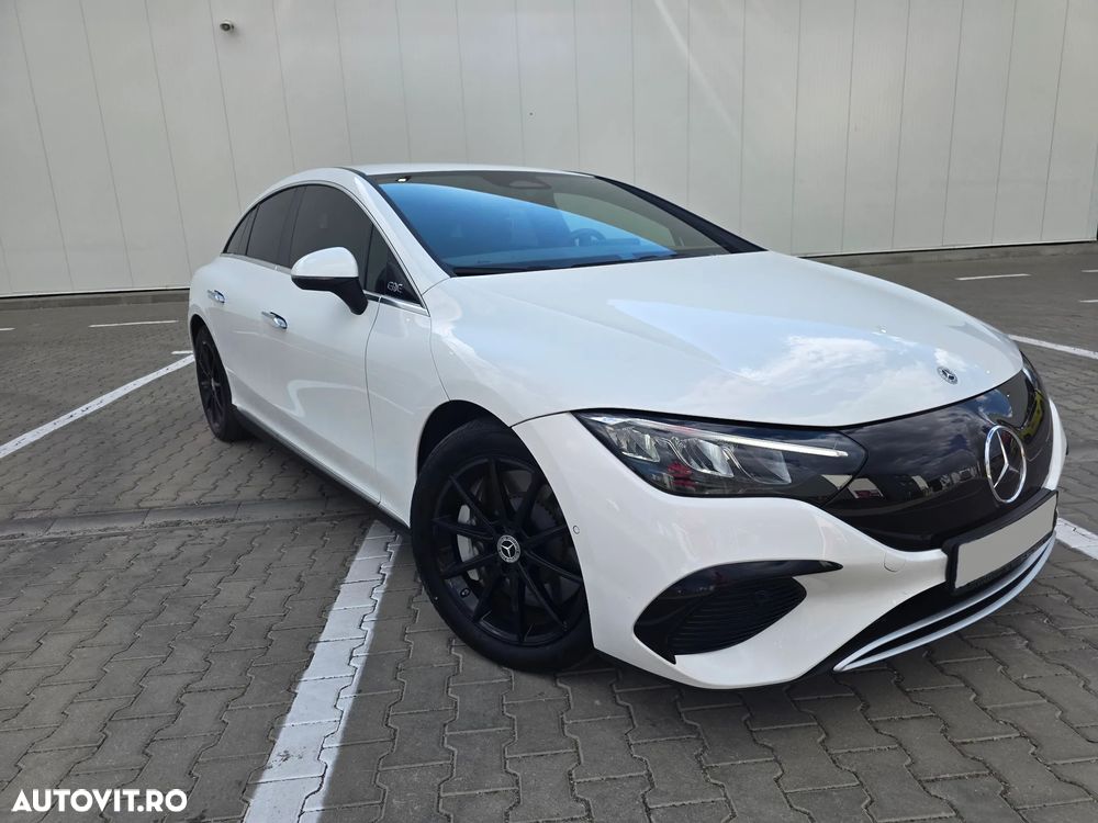 Mercedes-Benz EQE 300 - 15