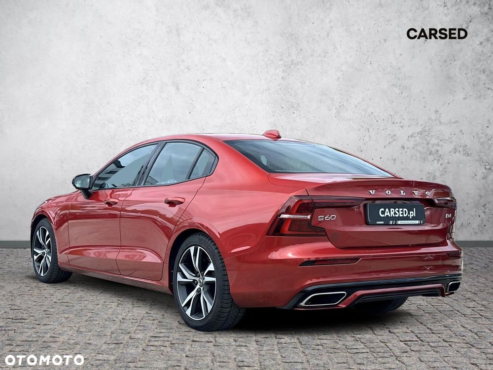 Volvo S60 B4 B R-Design - 4
