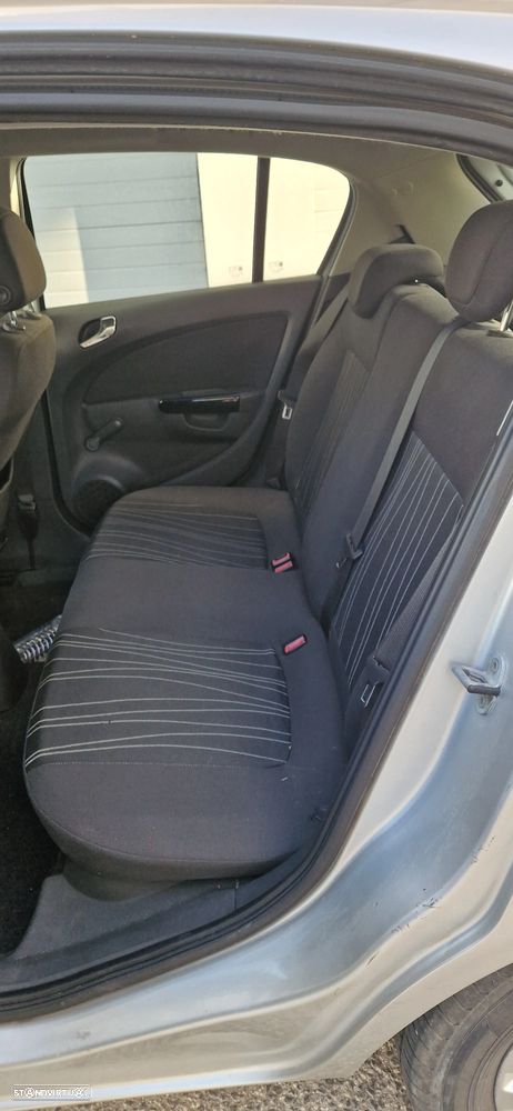 Opel Corsa 1.2 Cosmo - 12