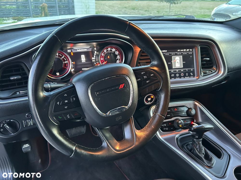 Dodge Challenger Automatik SXT Plus - 10