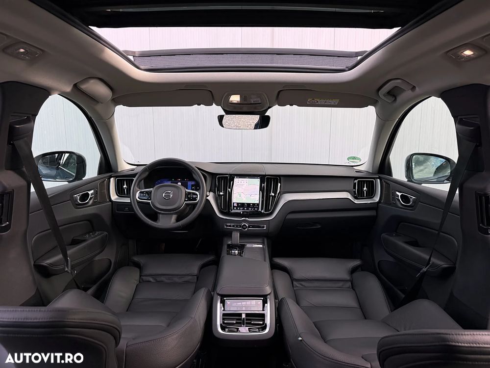 Volvo XC 60 B4 MHEV AT AWD Ultimate Dark - 6