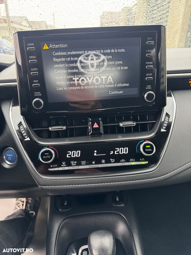 Toyota Corolla 1.8 HSD Business - 9