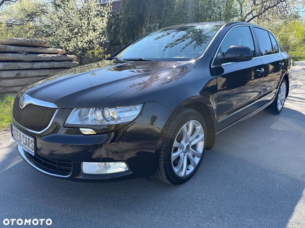 Skoda Superb 2.0 TDI L&K DSG - 25
