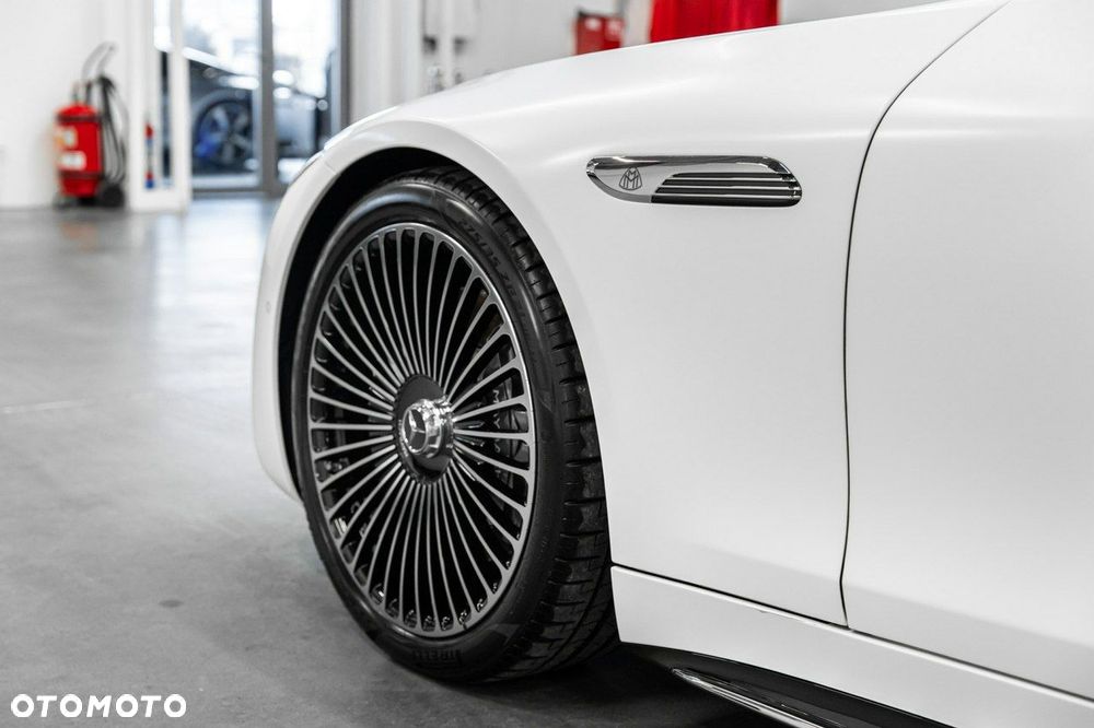 Mercedes-Benz Maybach SL 680 - 19