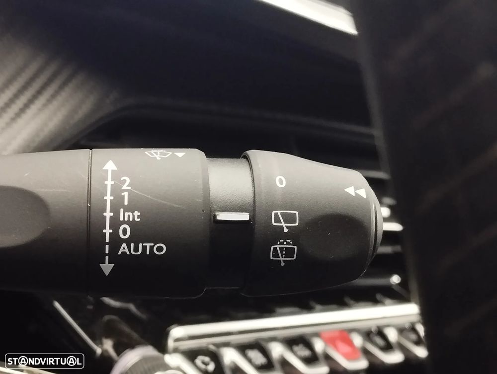 Peugeot 2008 1.2 PureTech Active Pack - 22