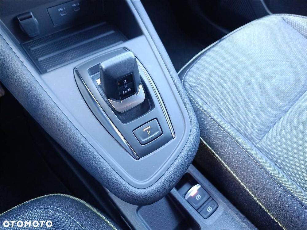 Renault Symbioz - 12