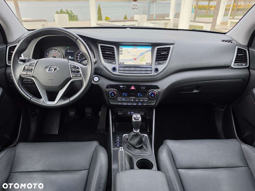 Hyundai Tucson - 25