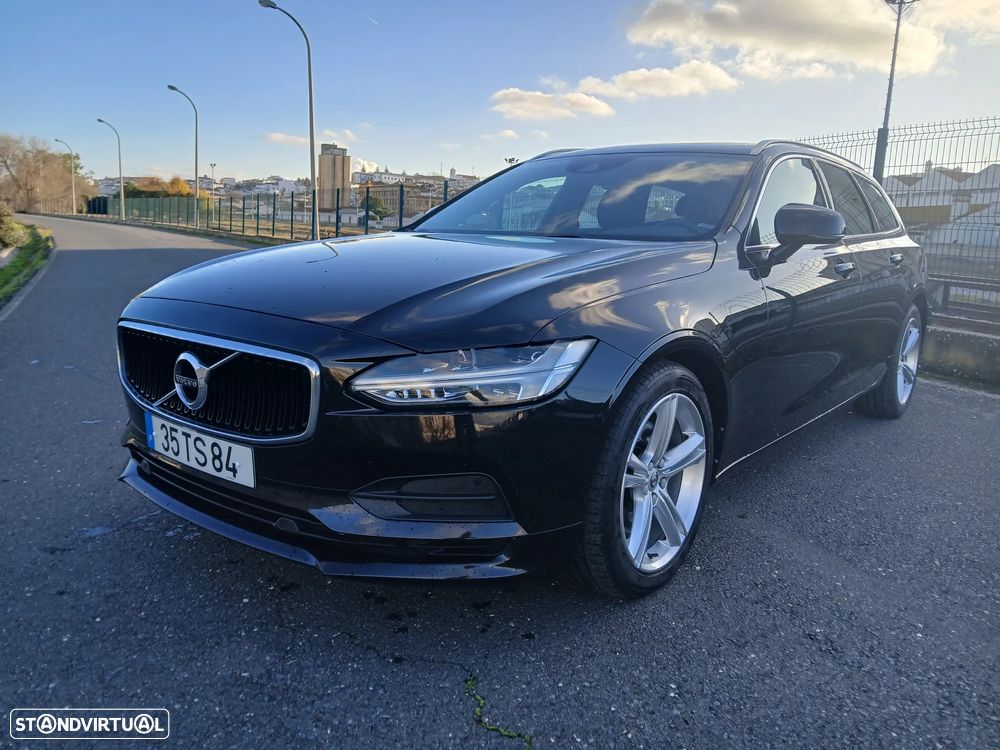 Volvo V90 2.0 D4 Momentum Plus Geartronic - 1