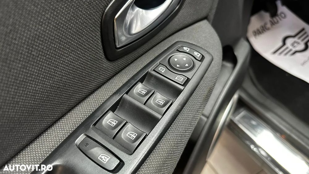 Renault Grand Scenic - 14