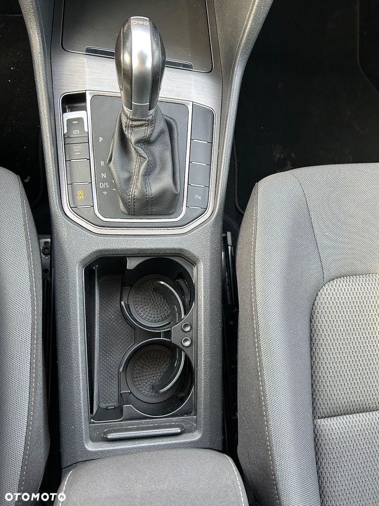 Volkswagen Golf Sportsvan 1.2 TSI (BlueMotion Technology) DSG Comfortline - 17