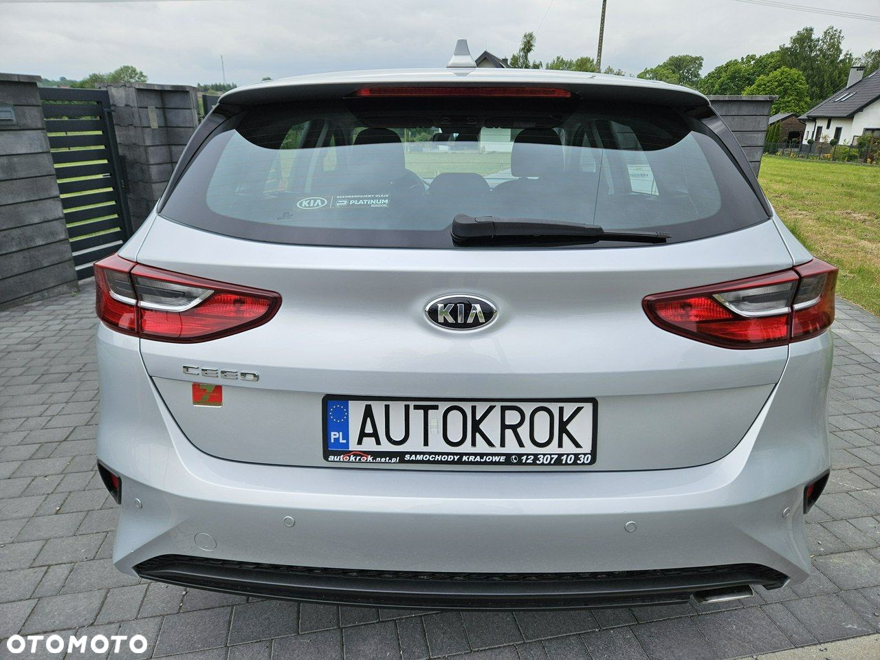 Kia Ceed - 4