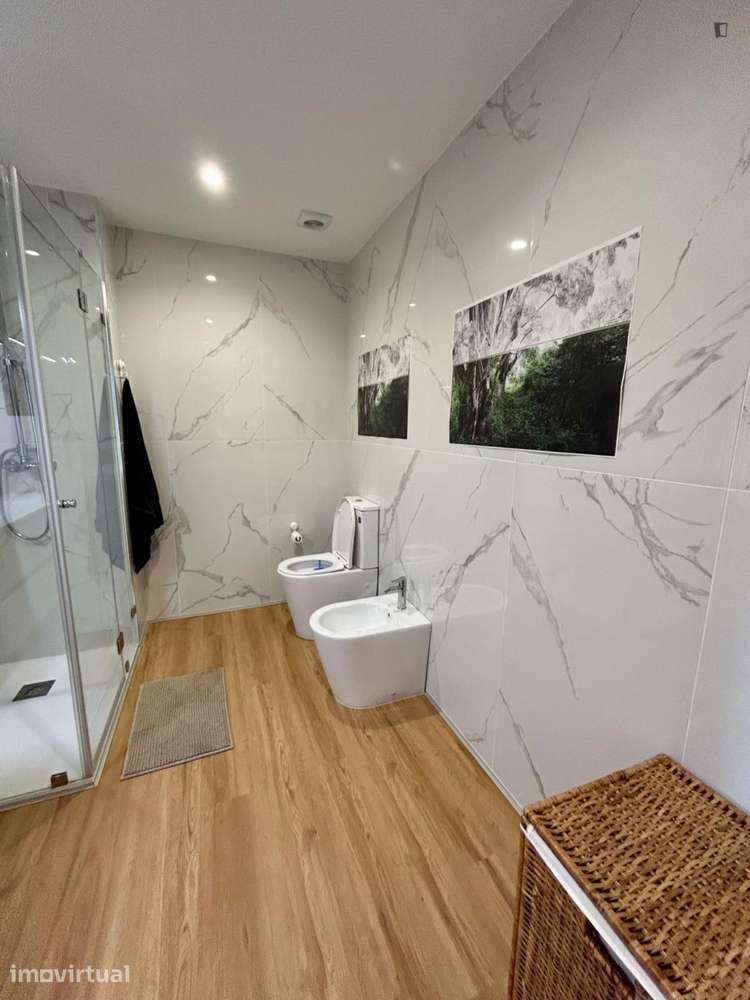 Quarto - localizado em Arcozelo perto do Porto Porto - Grande imagem: 4/13
