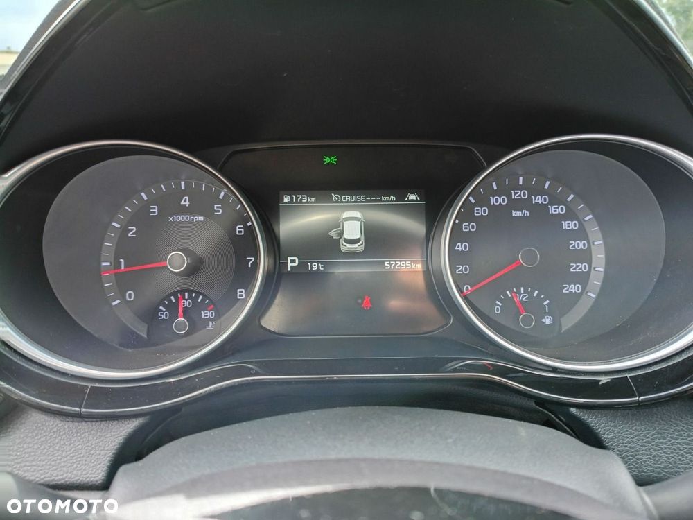 Kia XCeed - 14