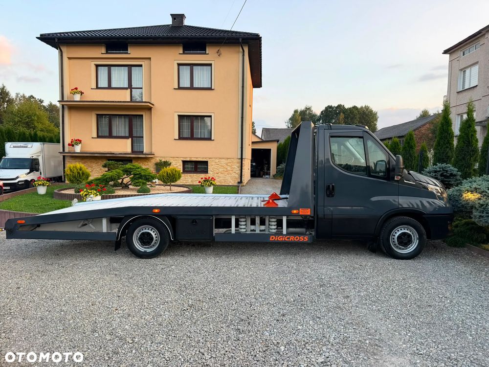 Iveco Daily 35S18 Pneumatyka Hi-MATIC Laweta / Autolaweta Pomoc drogowa Kamera cofania - 14