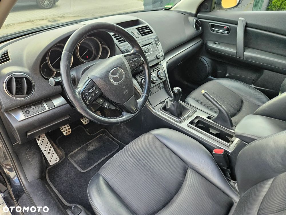 Mazda 6 - 8