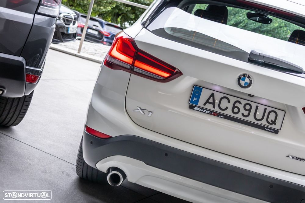 BMW X1 25 e xDrive - 8