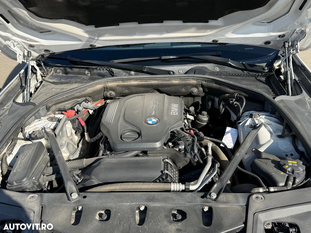 BMW 5 Series 2016 — imagine 32