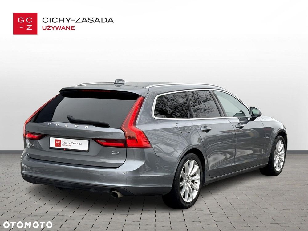 Volvo V90 D3 Momentum - 6
