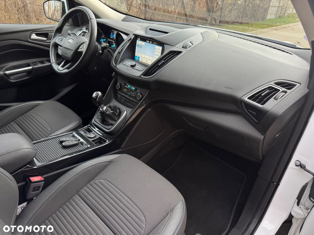 Ford Kuga 1.5 EcoBoost FWD Titanium ASS - 18