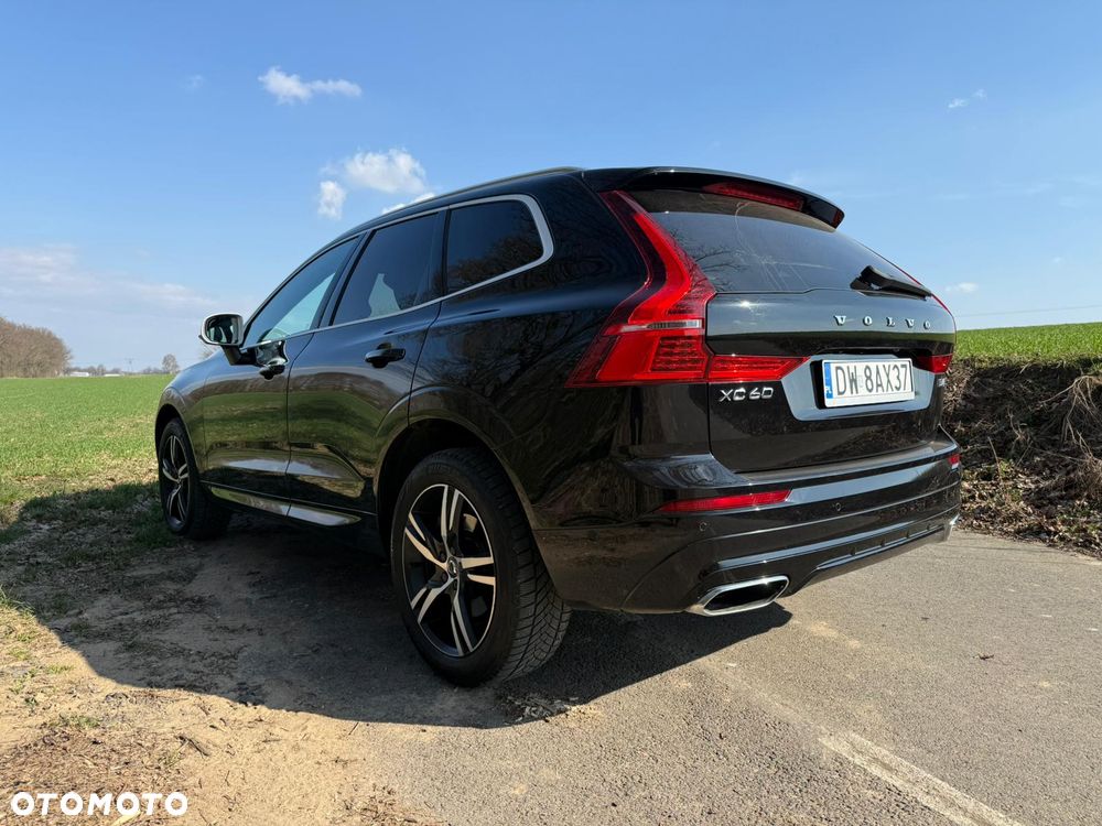 Volvo XC 60 D4 R-Design - 27