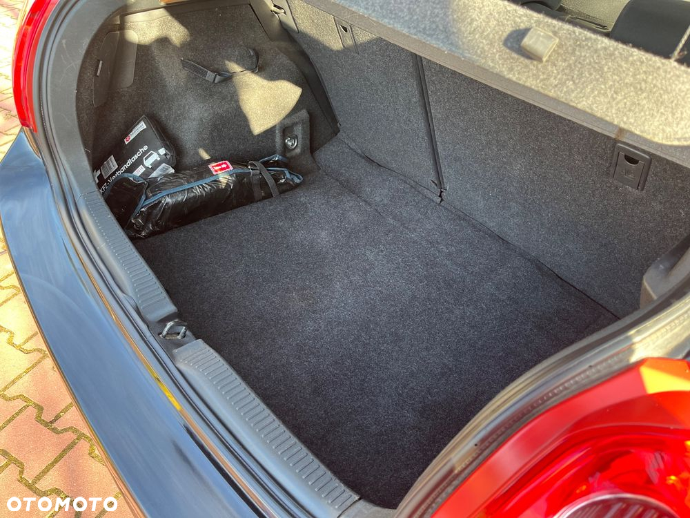 Toyota Auris - 10