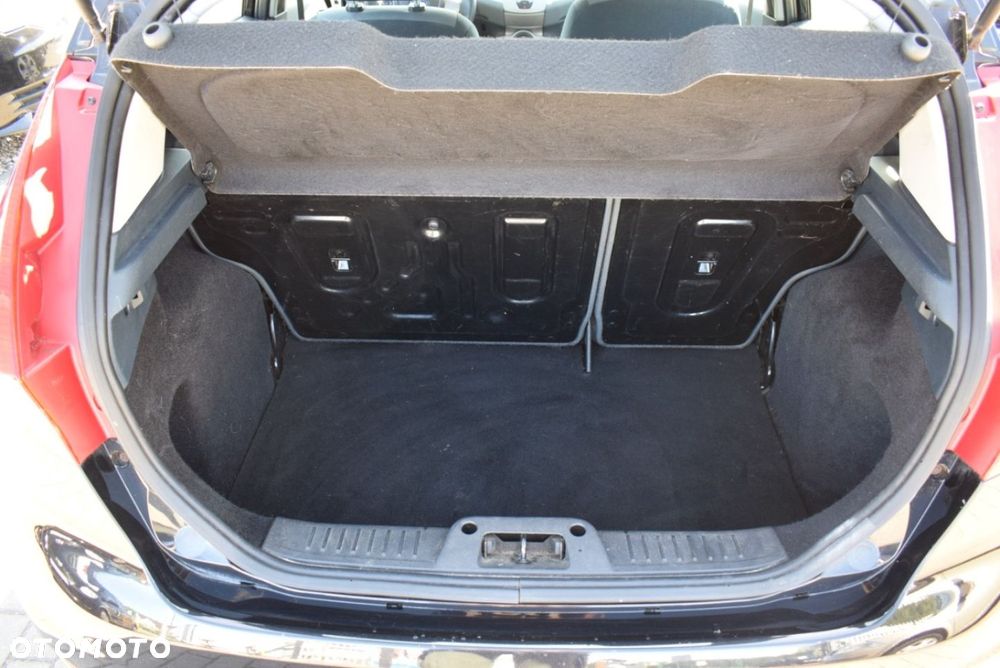 Ford Fiesta - 12