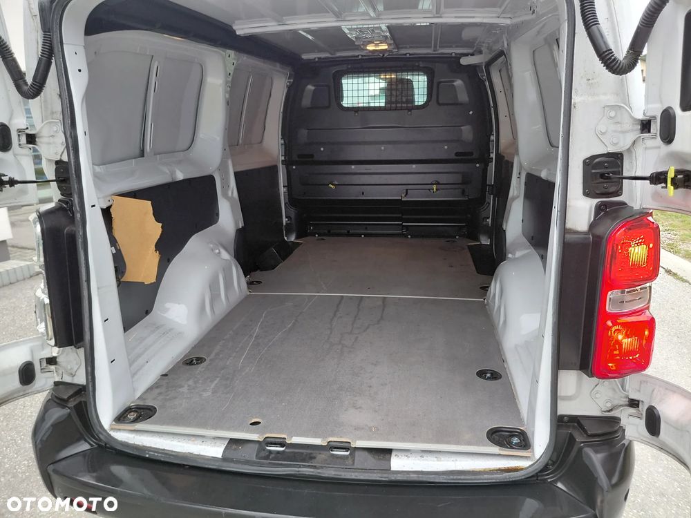 Toyota Proace 2.0D 4D L2 - 21
