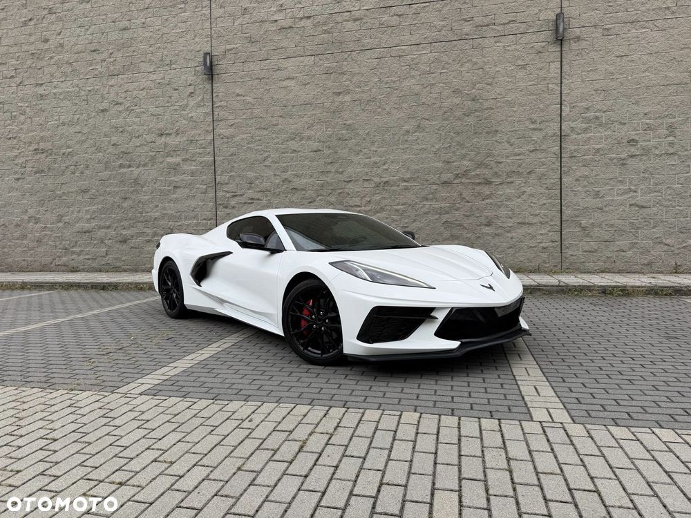 Chevrolet Corvette - 12