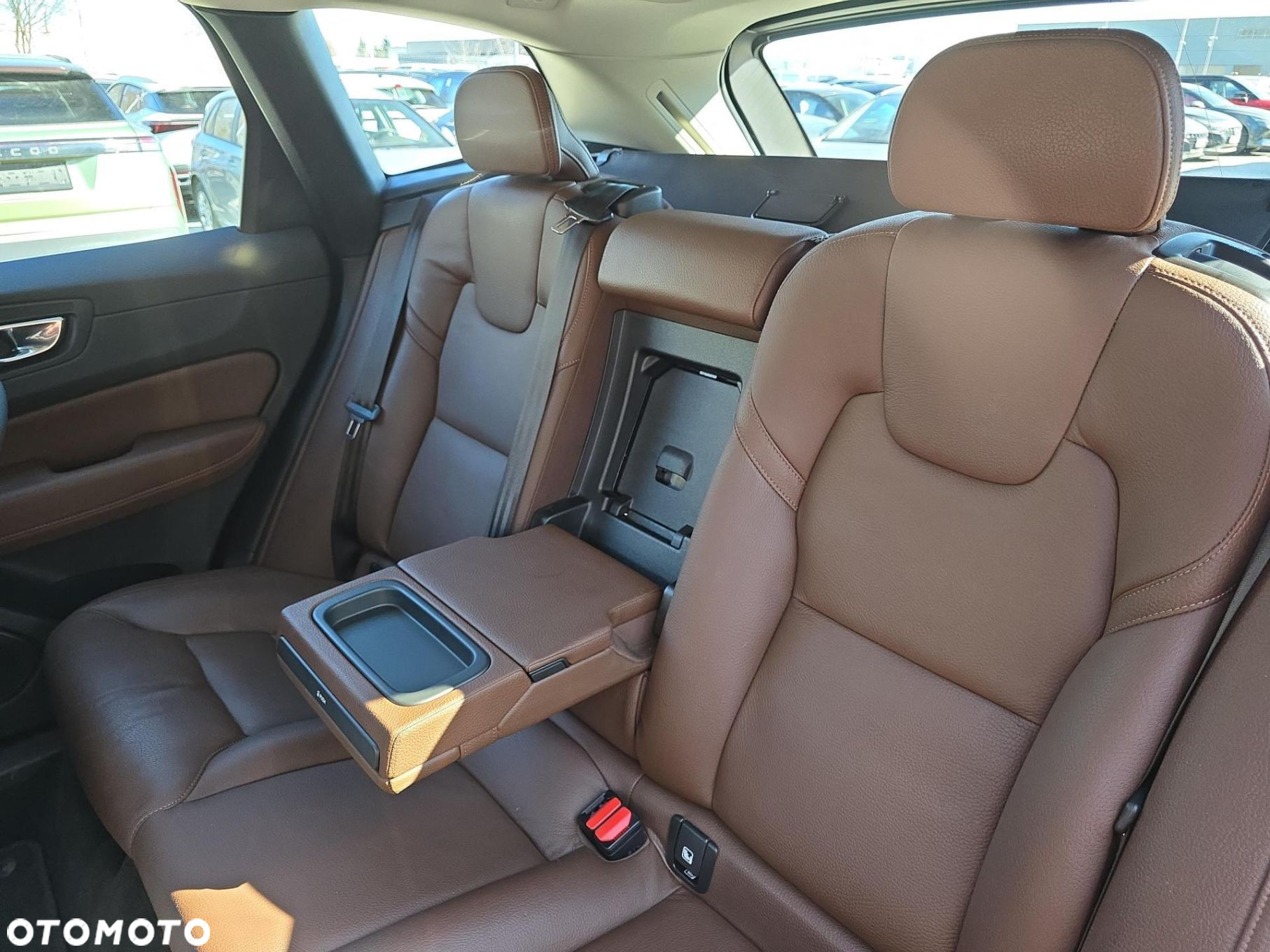 Volvo XC 60 D4 Momentum - 13