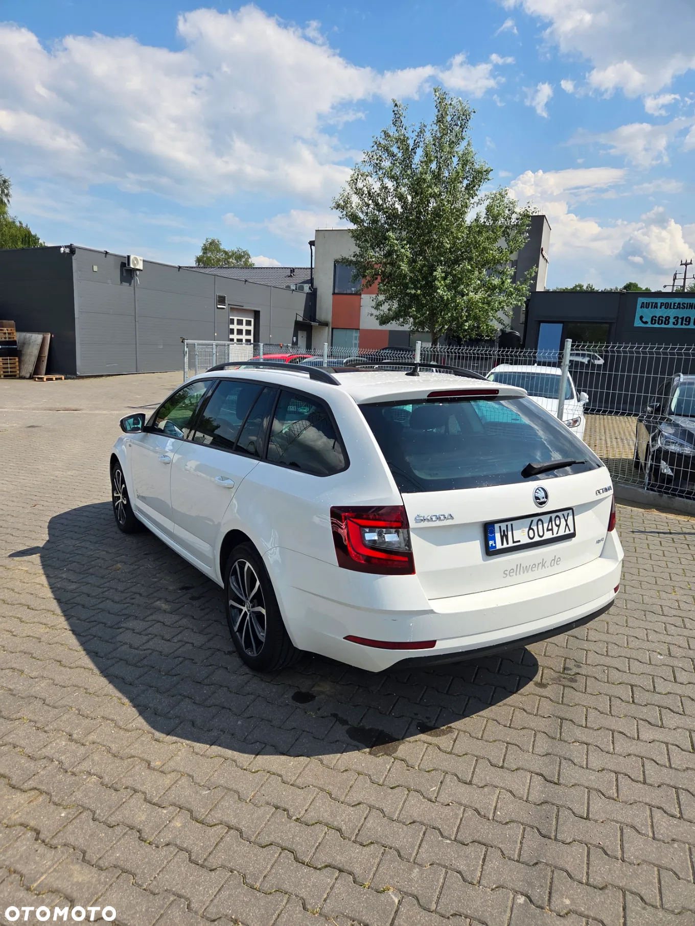 Skoda Octavia 2.0 TSI 4x4 DSG Soleil - 4