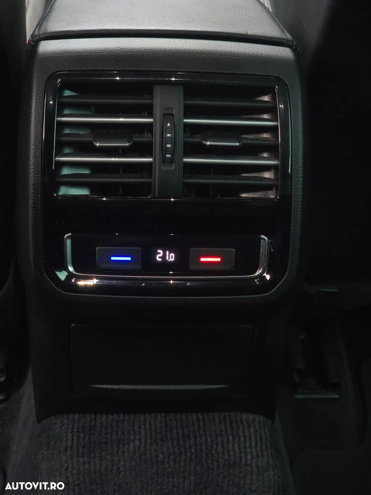 Volkswagen Passat Variant 2.0 TDI SCR 4Motion DSG (BMT) Highline - 10