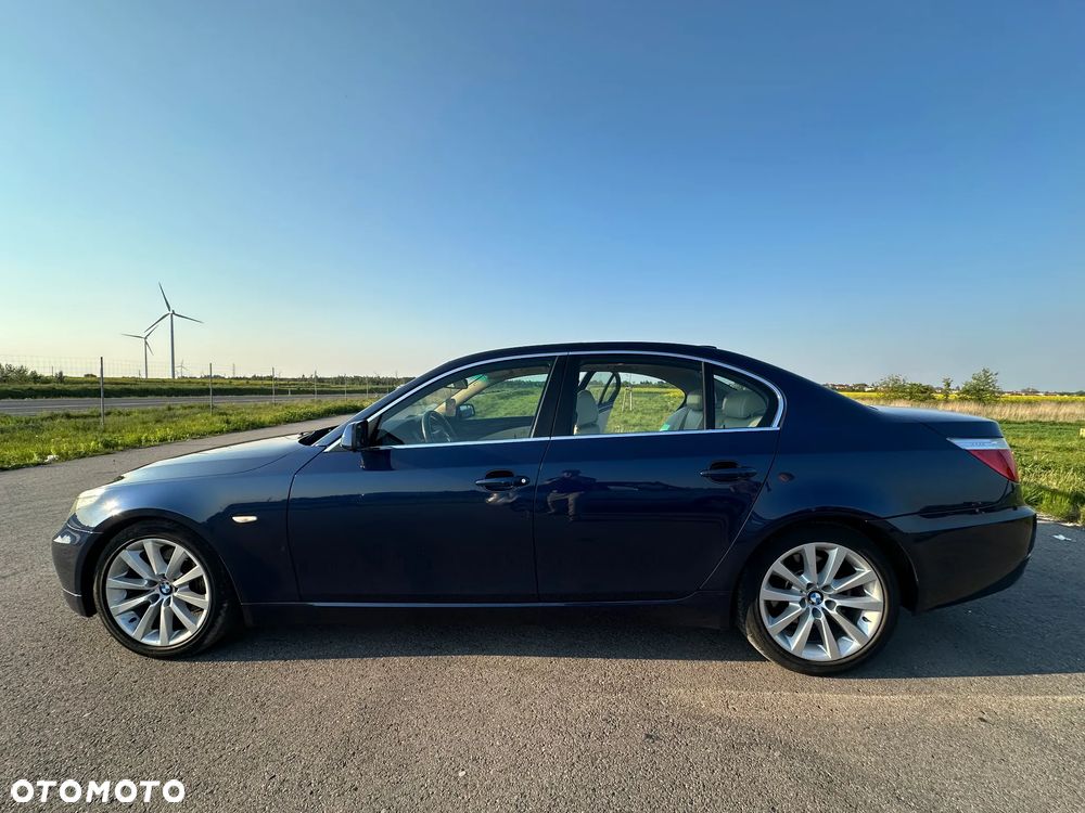 BMW Seria 5 523i Edition Lifestyle - 4