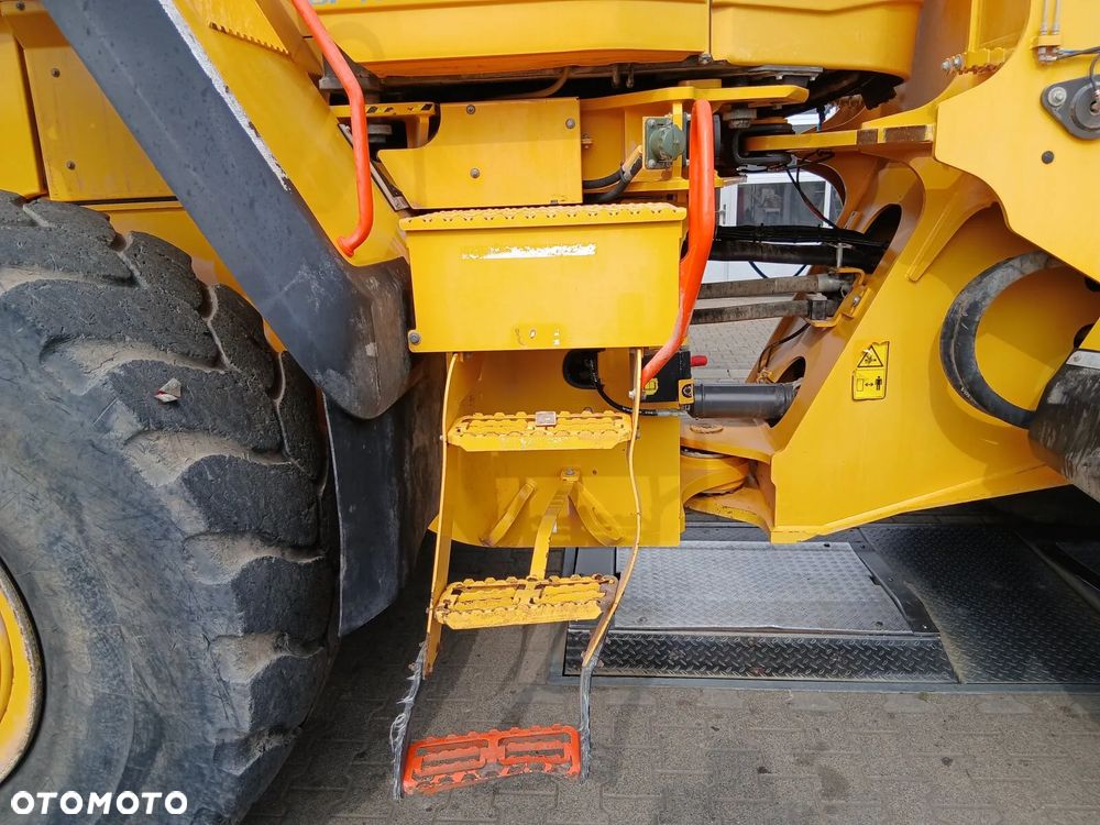 Volvo L180H ŁADOWARKA KOŁOWA - 34