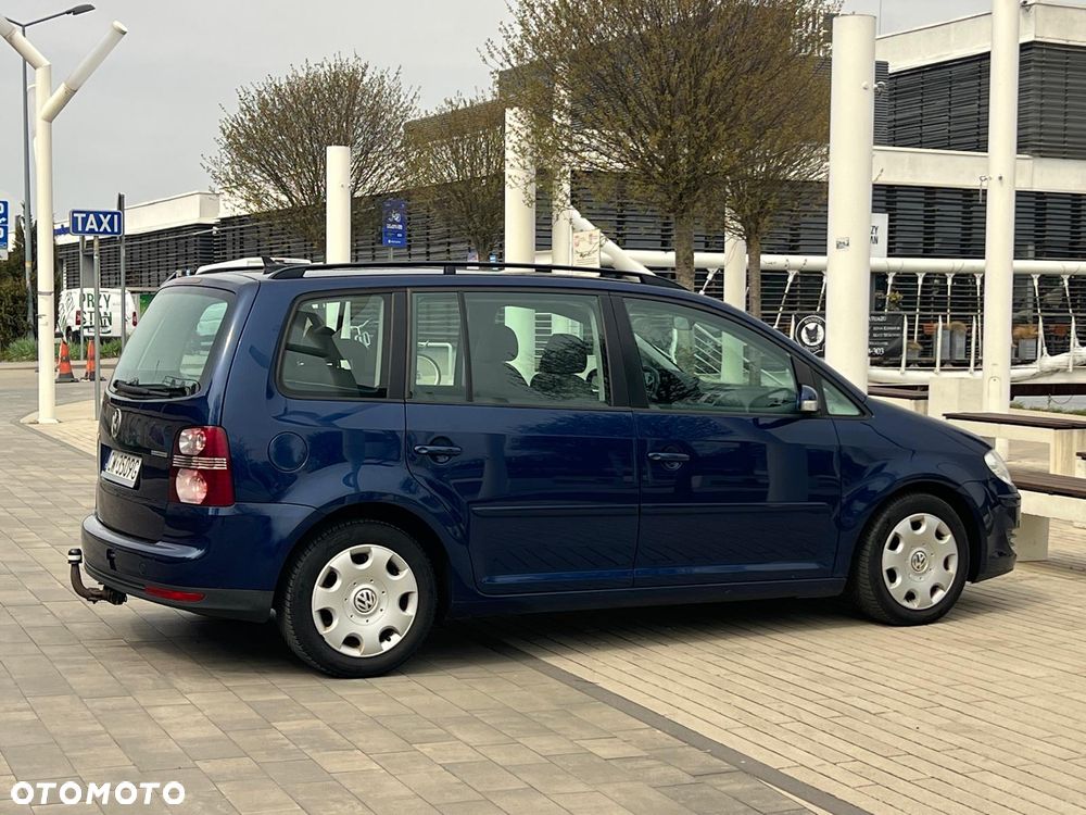 Volkswagen Touran 1.9 TDI DPF BlueMot Highline - 7