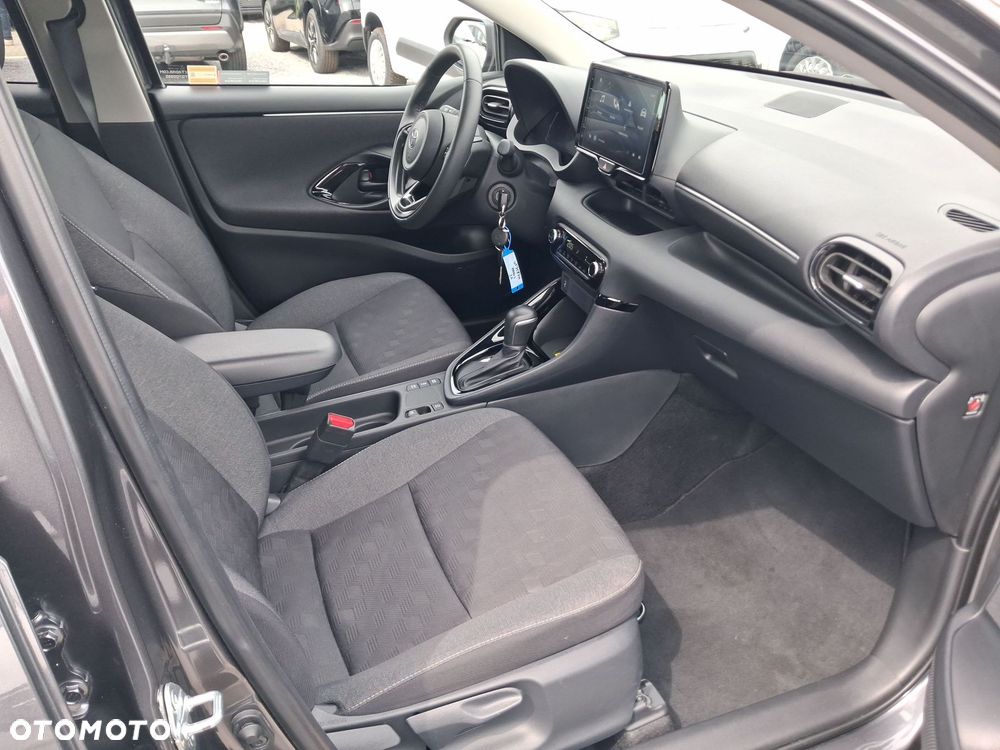 Toyota Yaris Hybrid 1.5 Style - 11