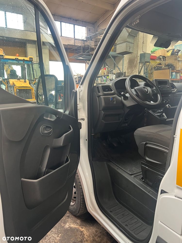 Renault Master - 10