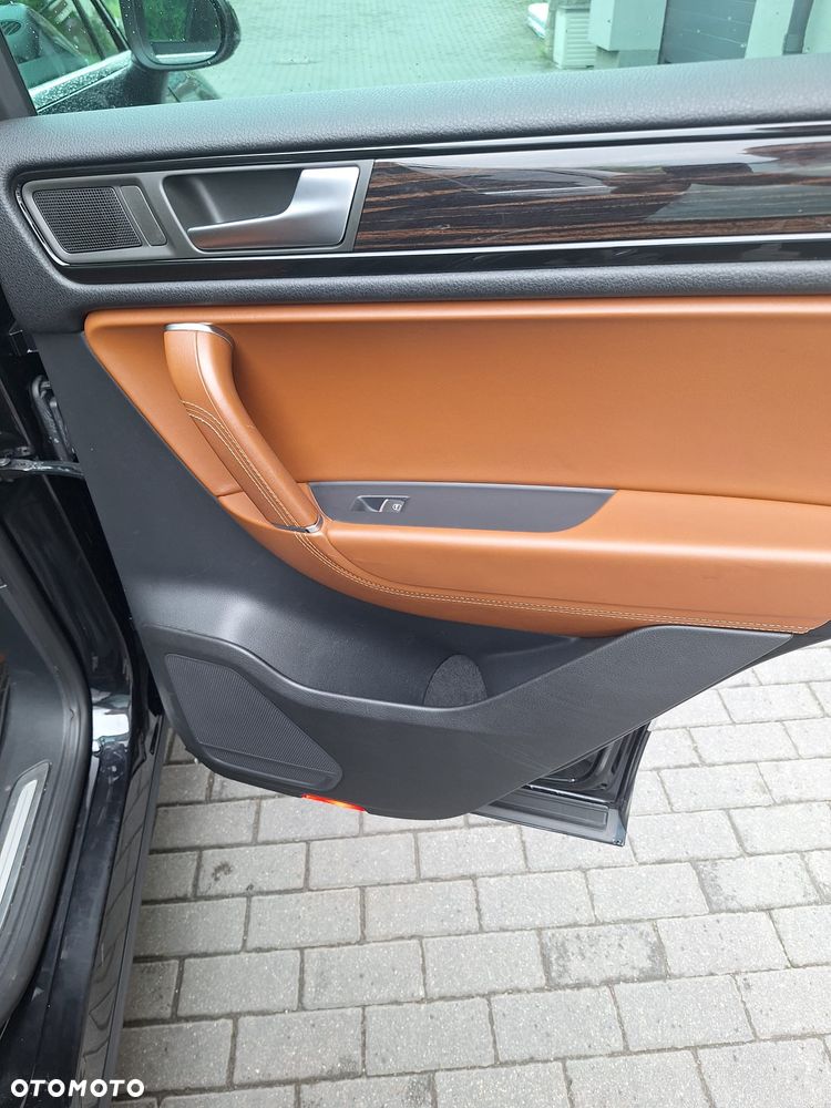 Volkswagen Touareg 3.0 V6 TDI BMT X-Edition - 21