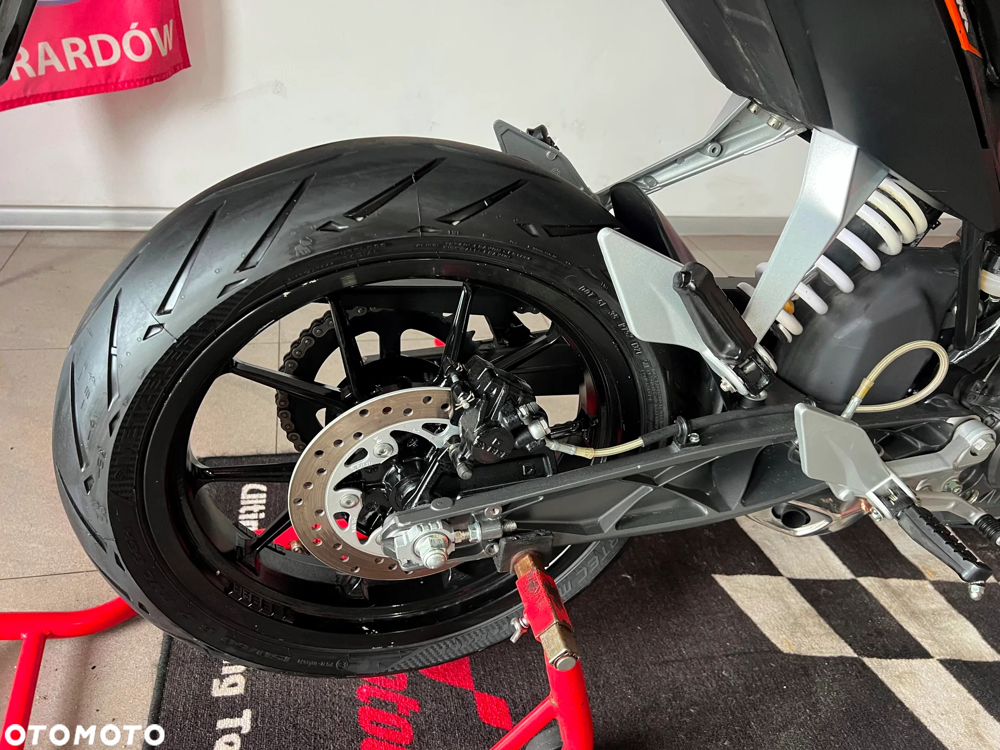 KTM Duke - 13