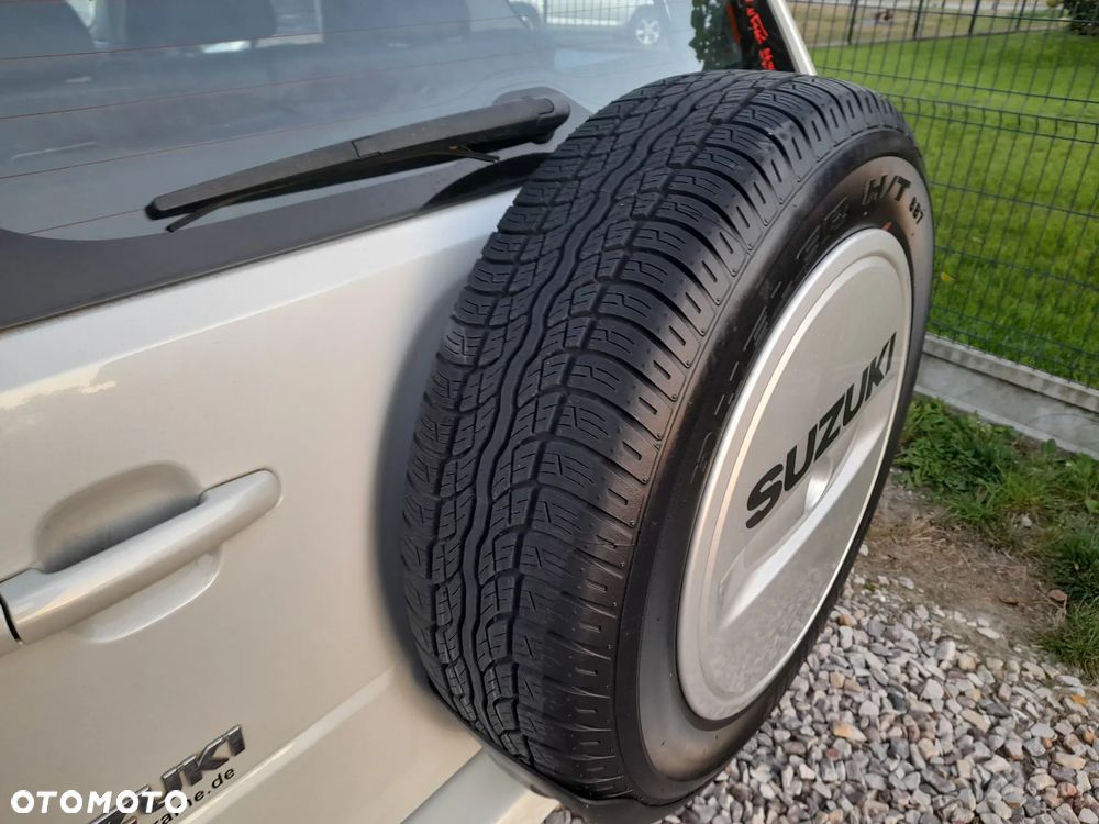 Suzuki Grand Vitara 1.6 Black&White - 21