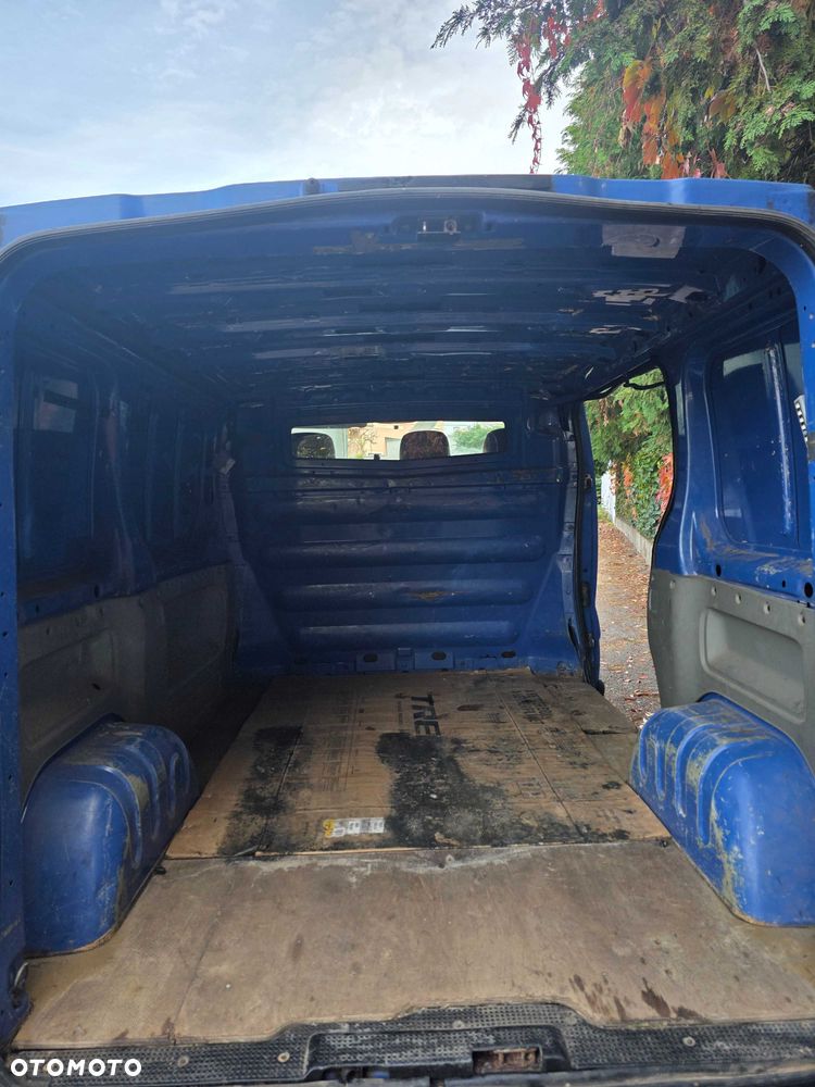 Renault Trafic - 6
