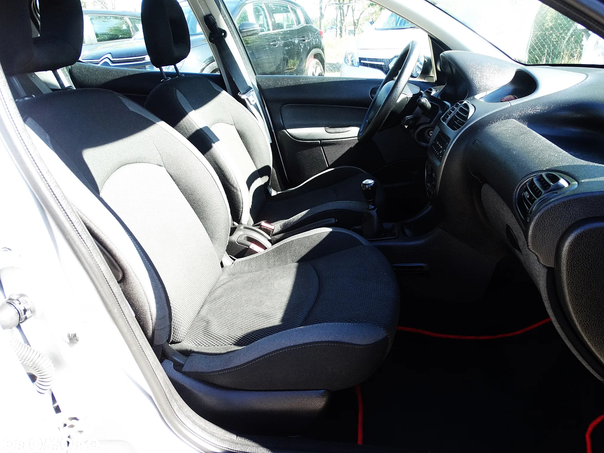 Peugeot 206 1.4 HDi Trendy - 29