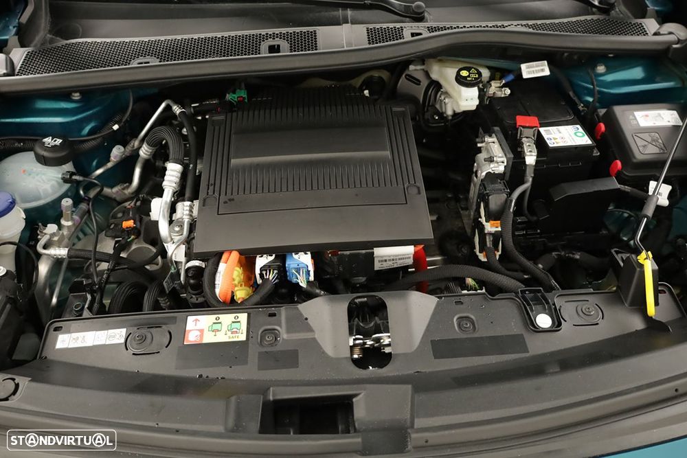 Peugeot e-2008 54 kWh Allure - 26