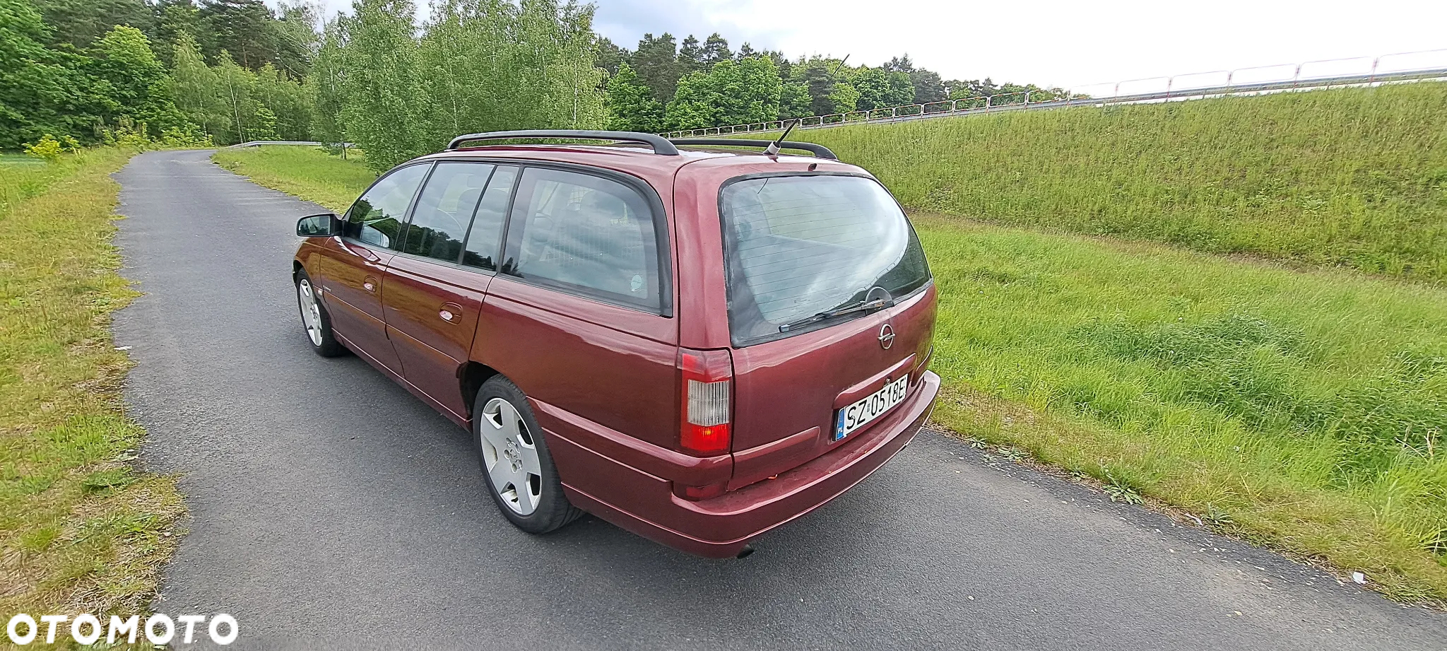 Opel Omega 2.6 Elegance - 8