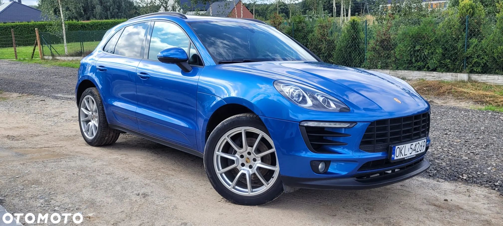 Porsche Macan - 1