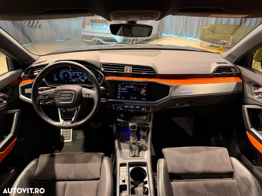 Audi Q3 Sportback - 11
